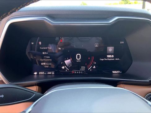 Used 2025 GMC Canyon AT4 w/ Technology Plus Package AWD/4WD image 24