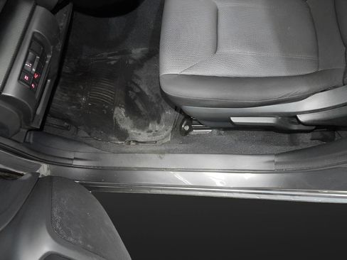 Used 2019 Subaru Impreza 2.0i Premium w/ Eyesight & BSD/Rcta & SRF image 13