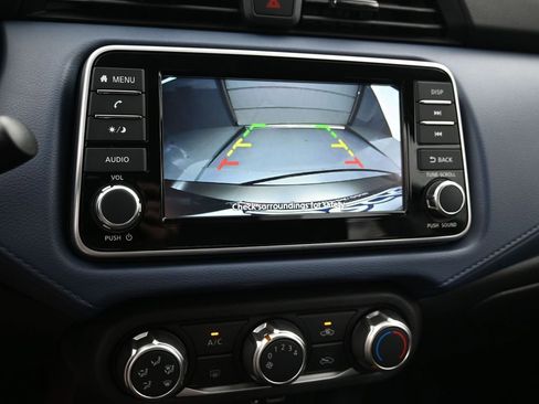 New 2025 Nissan Versa SV w/ Trunk Package FWD image 19