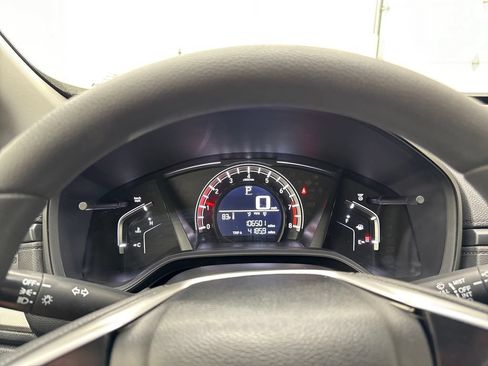 Used 2018 Honda CR-V LX image 16