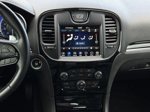 Used 2022 Chrysler 300 S RWD image 16