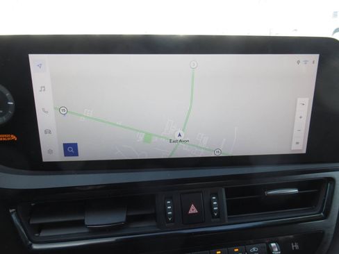 Used 2024 Lexus ES 350 Base 4dr Sedan w/ Premium Package image 32