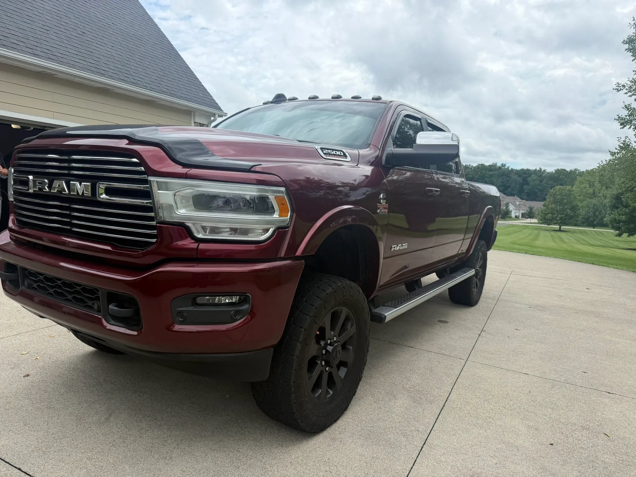 Used 2019 RAM 2500 Laramie AWD/4WD image 5