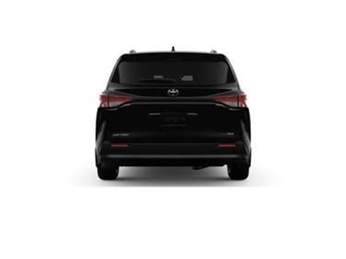 New 2026 Toyota Sienna XLE image 8