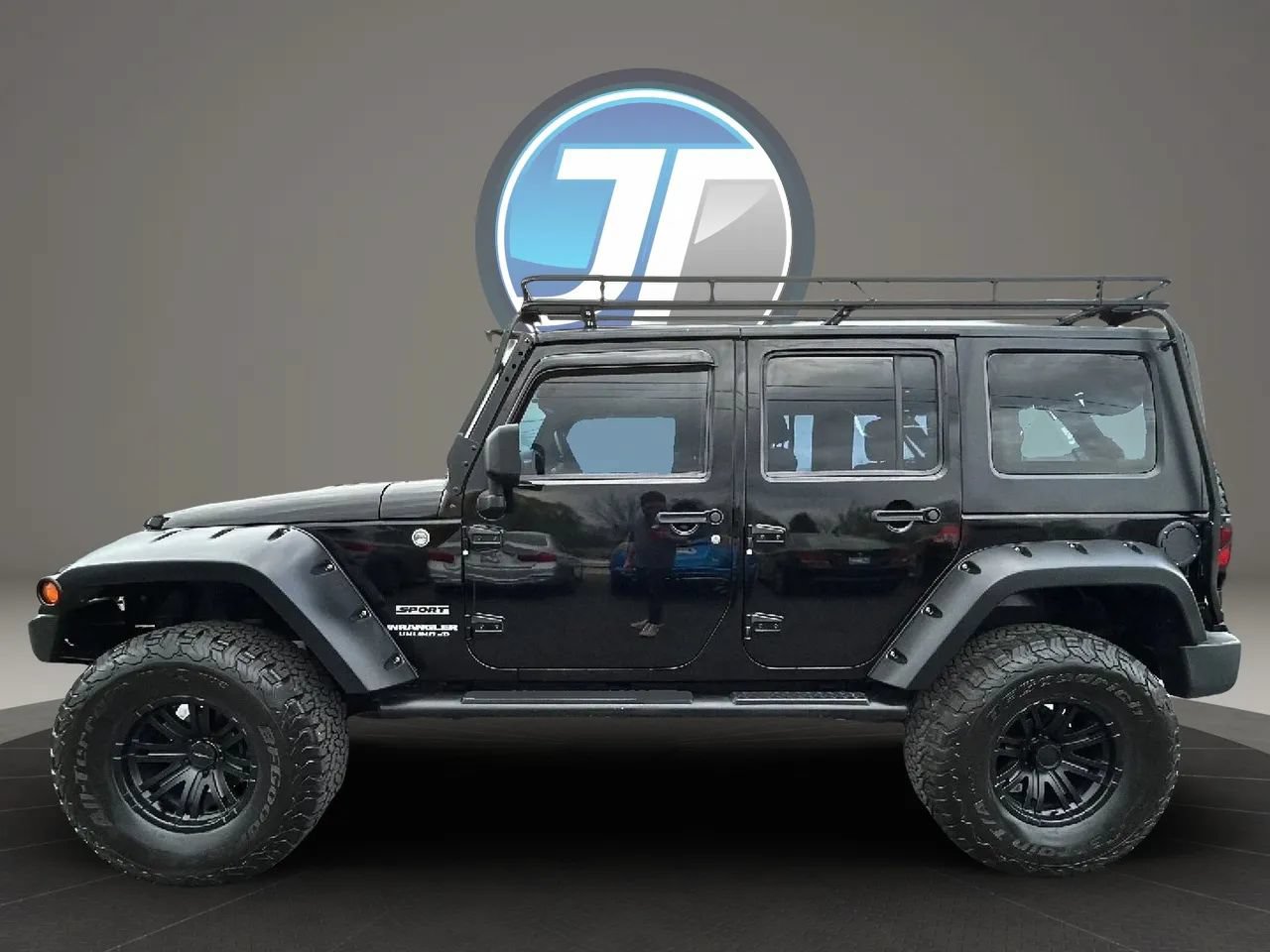Used 2010 Jeep Wrangler Unlimited Sport w/ Trailer Tow Group AWD/4WD image 12