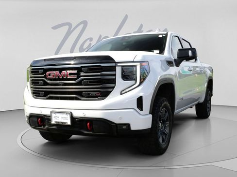 Used 2025 GMC Sierra 1500 AT4 AWD/4WD image 3