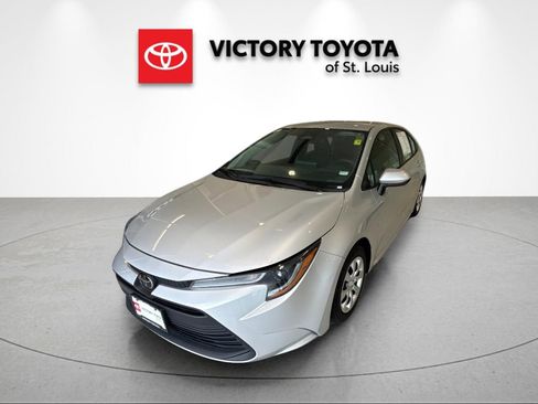 Used 2024 Toyota Corolla LE FWD image 7