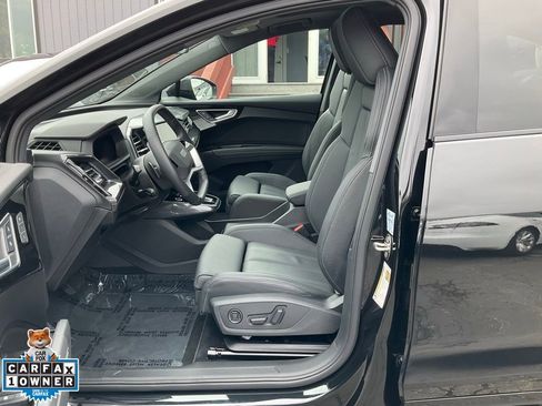 Used 2023 Audi Q4 e-tron Prestige image 15