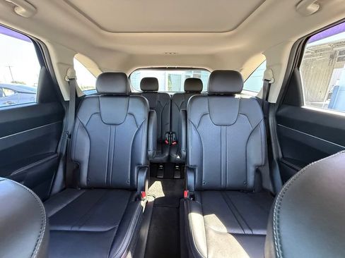 Used 2023 Kia Sorento EX w/ Panoramic Sunroof Package FWD image 31