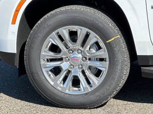 New 2026 GMC Yukon XL Denali w/ Advanced Technology Package AWD/4WD image 35
