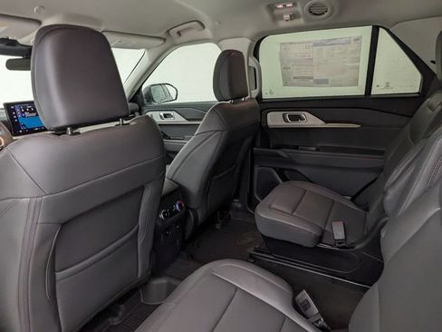 New 2026 Ford Explorer Active w/ Active Comfort Package AWD/4WD image 35