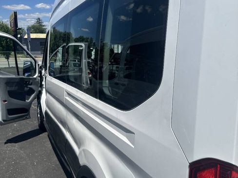 Used 2017 Ford Transit 350 XLT RWD image 3