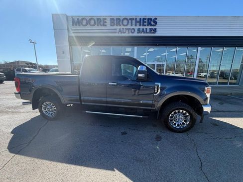 Used 2020 Ford F250 Lariat w/ Chrome Package image 1