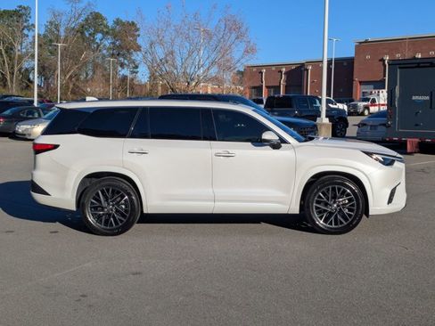 Used 2024 Lexus TX 350 FWD image 3