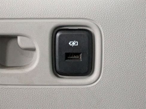 Used 2020 GMC Acadia SLT image 17