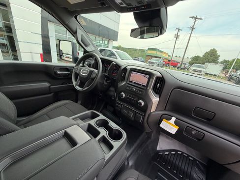 New 2026 GMC Sierra 2500 Pro w/ Convenience Package AWD/4WD image 28