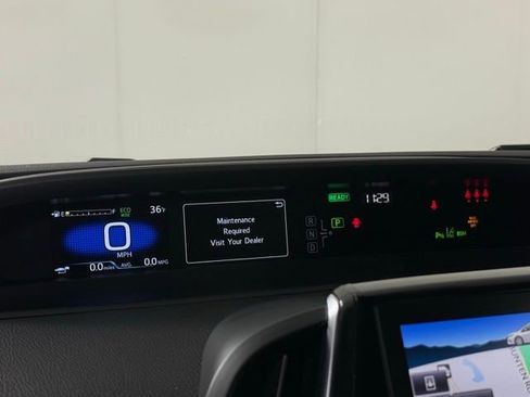 Used 2021 Toyota Prius Prime Limited image 17