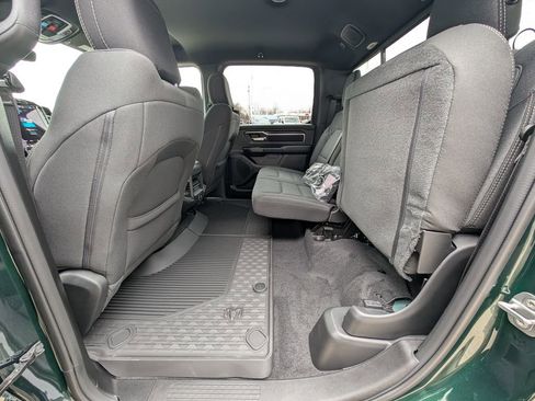 New 2026 RAM 1500 4x4 Crew Cab image 17