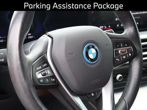 Used 2024 BMW i4 eDrive35 w/ Premium Package RWD image 6