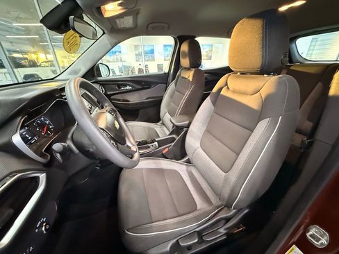 Used 2021 Chevrolet TrailBlazer LS image 13