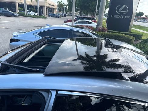 Used 2025 Lexus ES 350 w/ Premium Package FWD image 15
