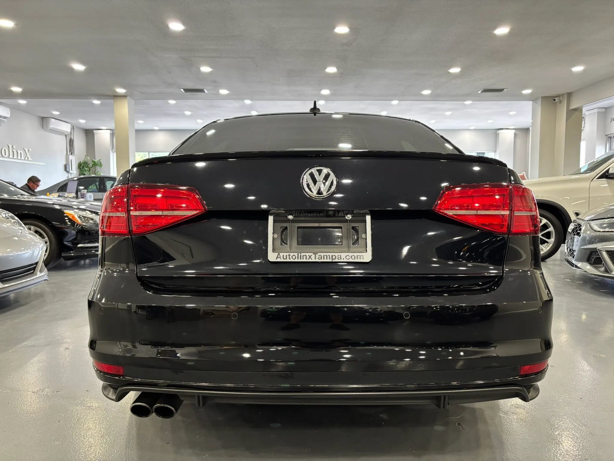 Used 2017 Volkswagen Jetta GLI FWD image 6