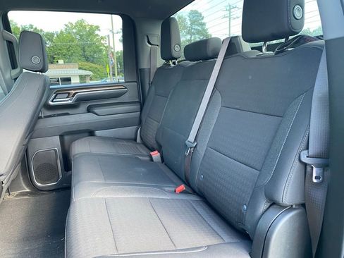 Used 2024 Chevrolet Silverado 2500 LT image 16