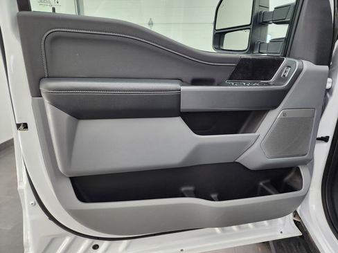 Used 2023 Ford F250 XLT w/ Tremor Off-Road Package image 44