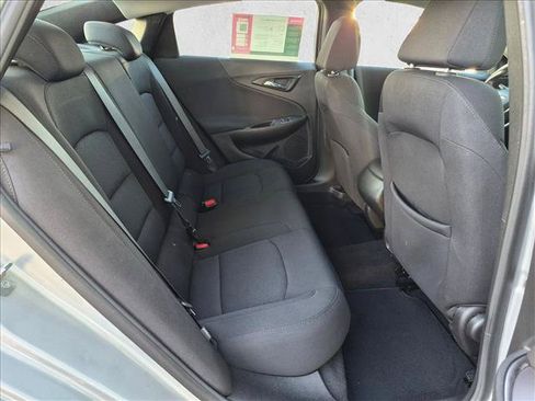 Used 2020 Chevrolet Malibu LS w/ LPO, Convenience Package 1 FWD image 18