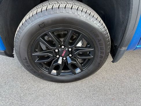 Used 2024 GMC Sierra 1500 Elevation image 5