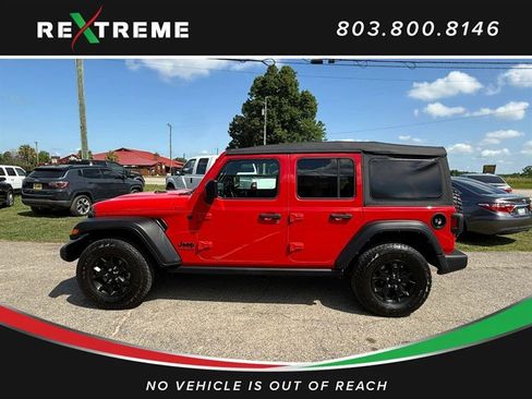 Used 2022 Jeep Wrangler Unlimited Sport AWD/4WD image 3