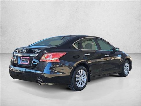 Used 2013 Nissan Altima 2.5 S image 5