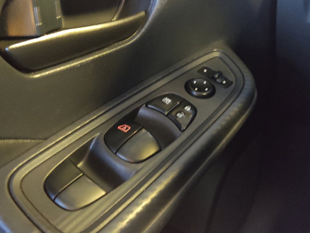 Used 2025 Nissan Versa S w/ Trunk Package FWD image 27