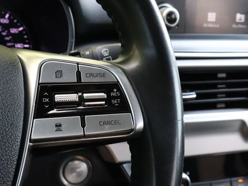 Used 2020 Kia Telluride LX AWD/4WD image 29