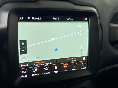 Used 2022 Jeep Renegade Latitude image 13