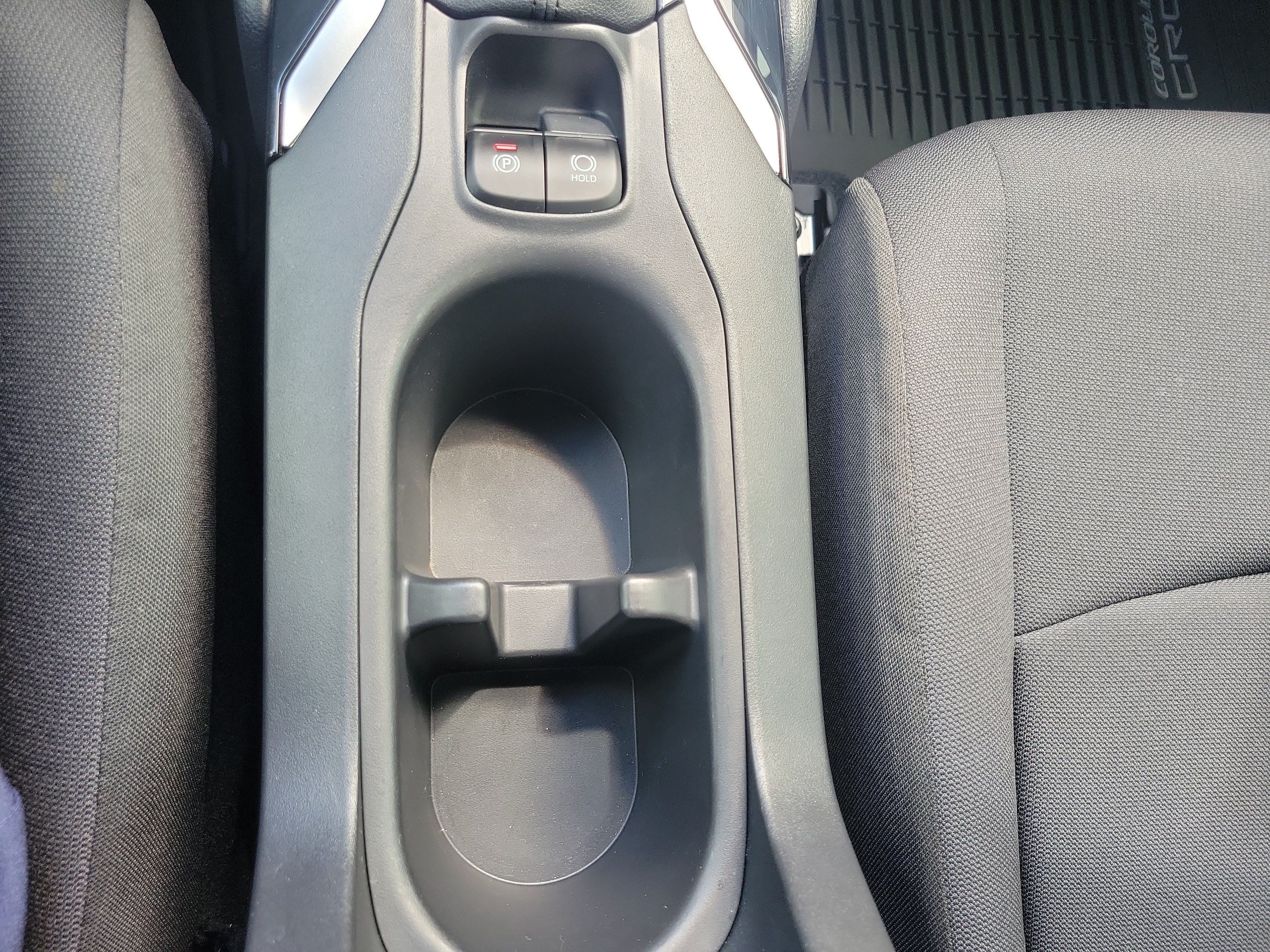 Used 2023 Toyota Corolla Cross LE FWD image 27