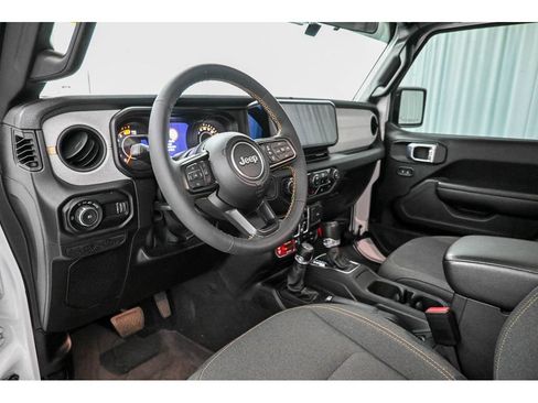 Used 2024 Jeep Wrangler Unlimited Sport AWD/4WD image 11
