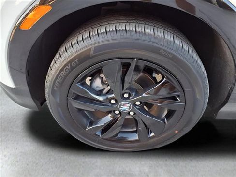 Used 2024 Buick Encore GX Sport Touring image 26