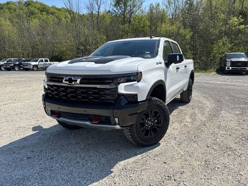 New 2026 Chevrolet Silverado 1500 ZR2 AWD/4WD image 4