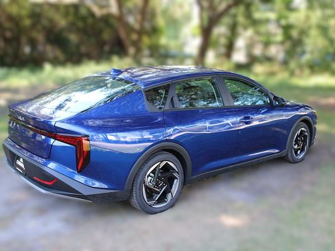 New 2026 Kia K4 EX FWD image 6