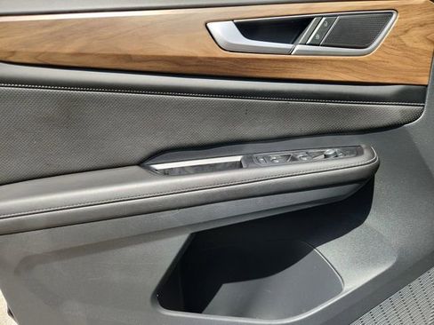 Used 2024 Volkswagen Atlas SE image 21