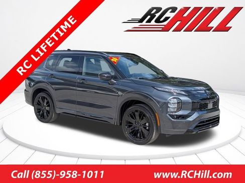 New 2026 Mitsubishi Outlander SEL Black Edition FWD image 1