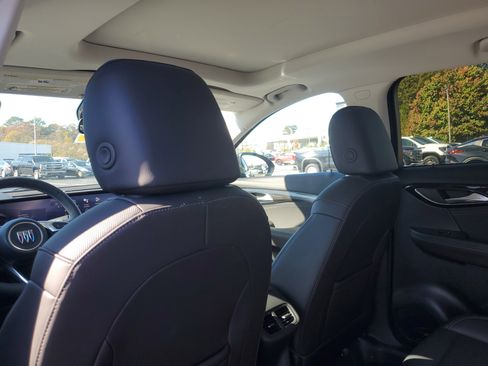 New 2025 Buick Envision Preferred image 8