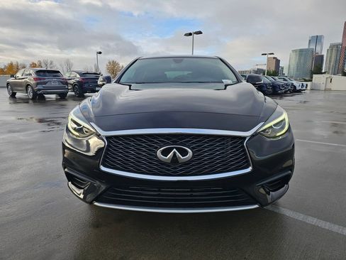 Used 2018 INFINITI QX30 w/ Cargo Package image 3