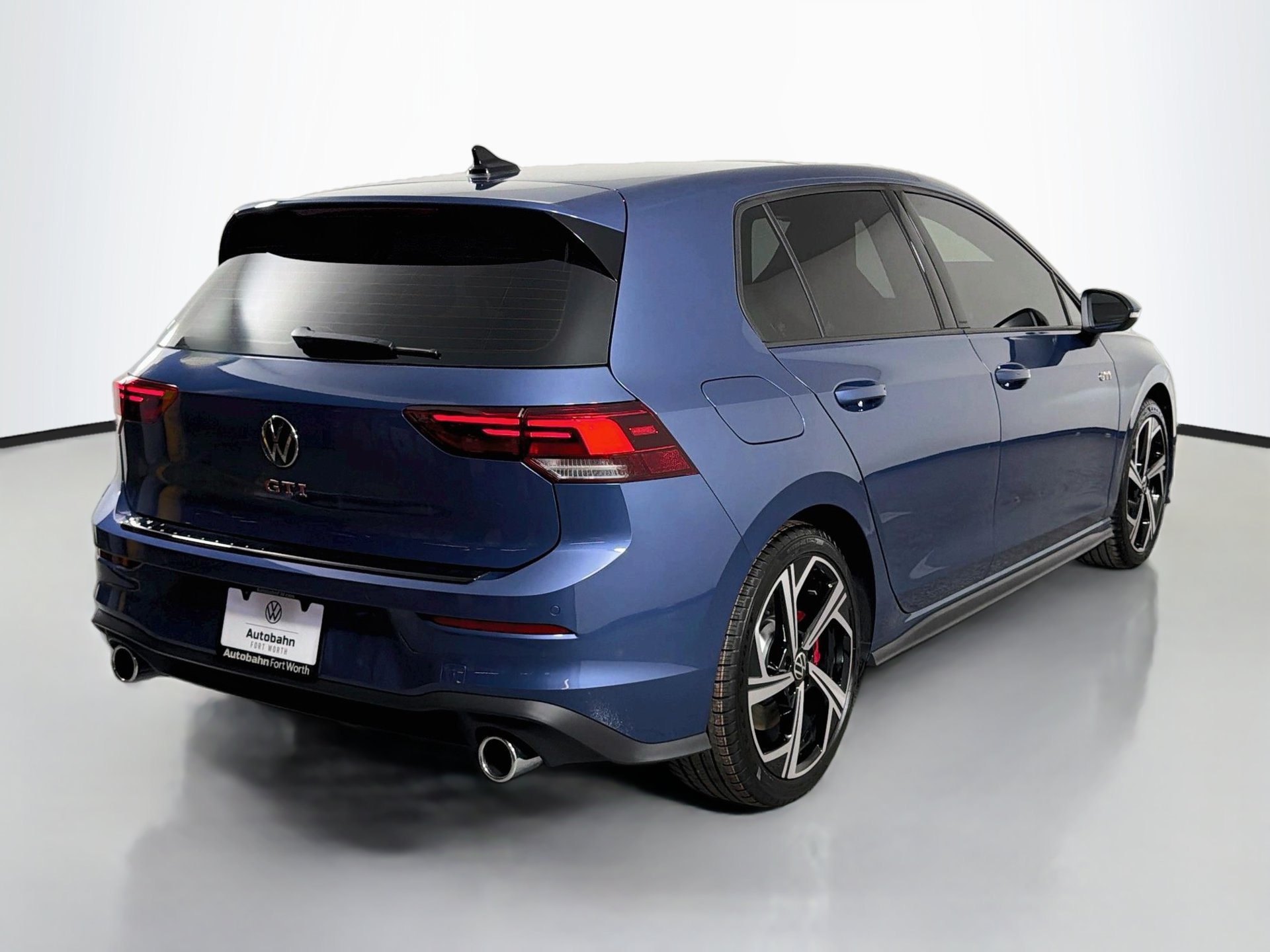 New 2026 Volkswagen GTI SE FWD image 5