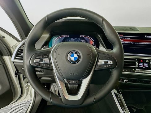 Used 2021 BMW X5 xDrive40i w/ Premium Package image 11