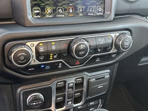 Certified 2022 Jeep Wrangler Unlimited Sahara 4xe w/ Cold Weather Group image 32