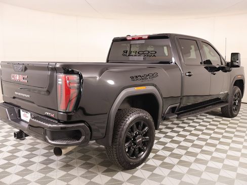 Used 2026 GMC Sierra 2500 AT4 w/ AT4 Premium Plus Package AWD/4WD image 21