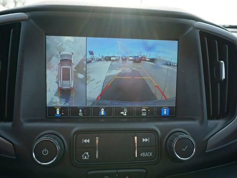 Used 2022 GMC Terrain AT4 w/ Infotainment Package II image 18