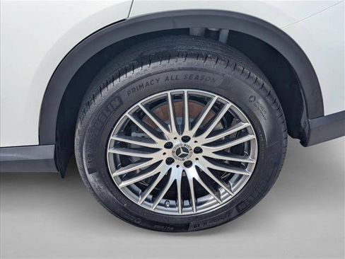 Used 2026 Mercedes-Benz GLC 300 image 9